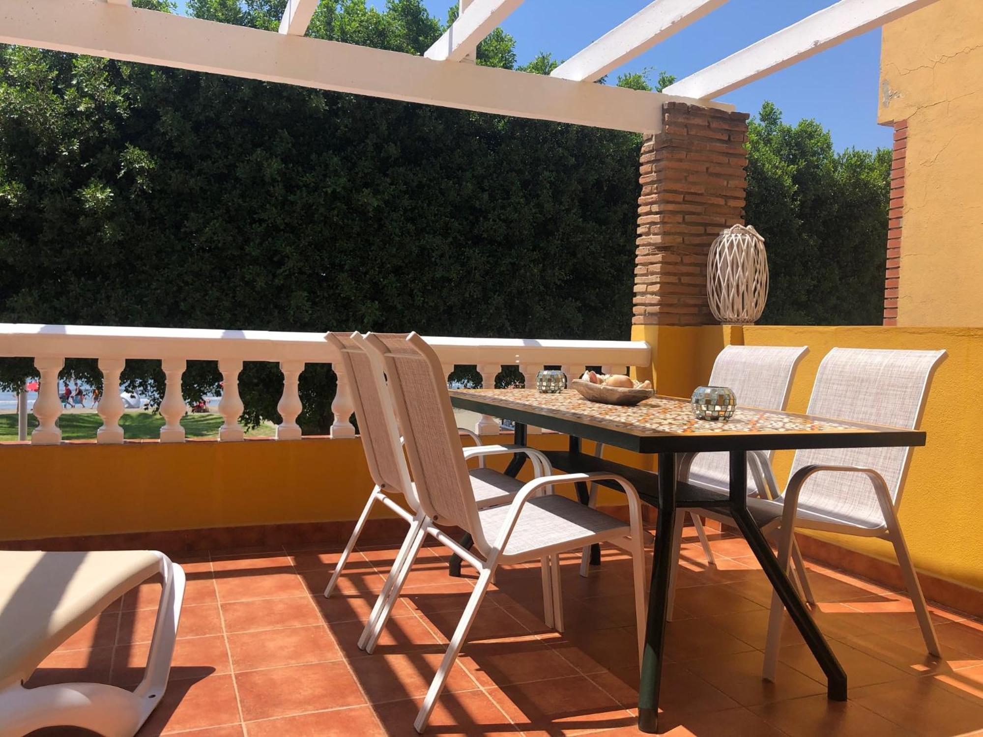Aunt Antonia Beach House Малага Стая снимка