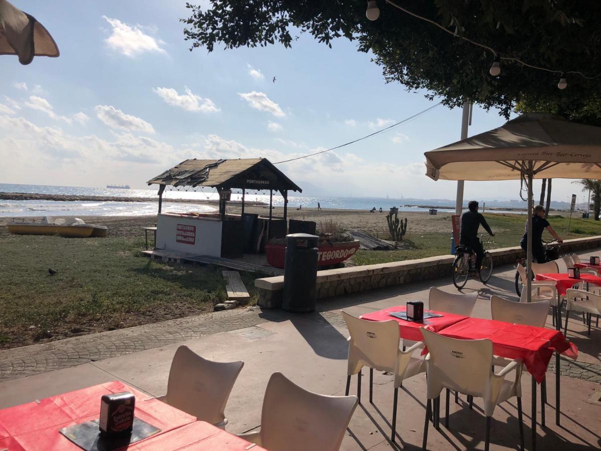 Aunt Antonia Beach House Малага Екстериор снимка